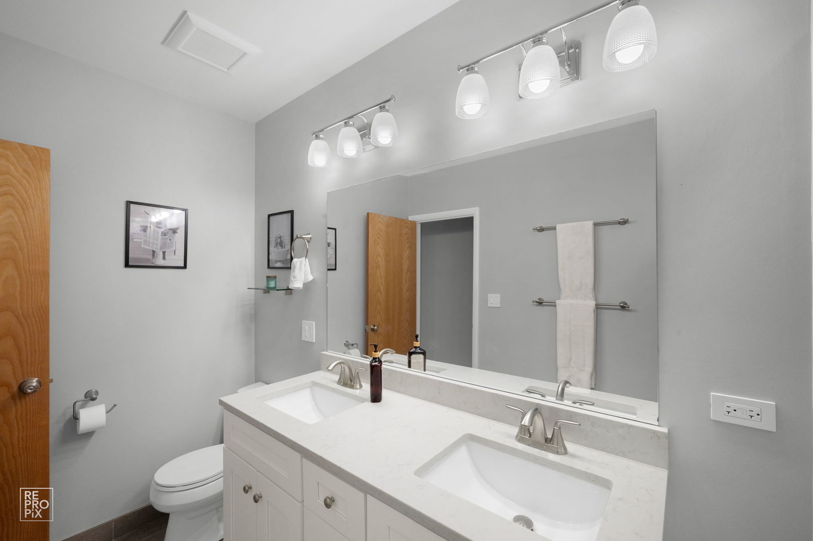 3325 N Lincoln Avenue 302 Property Photo 26