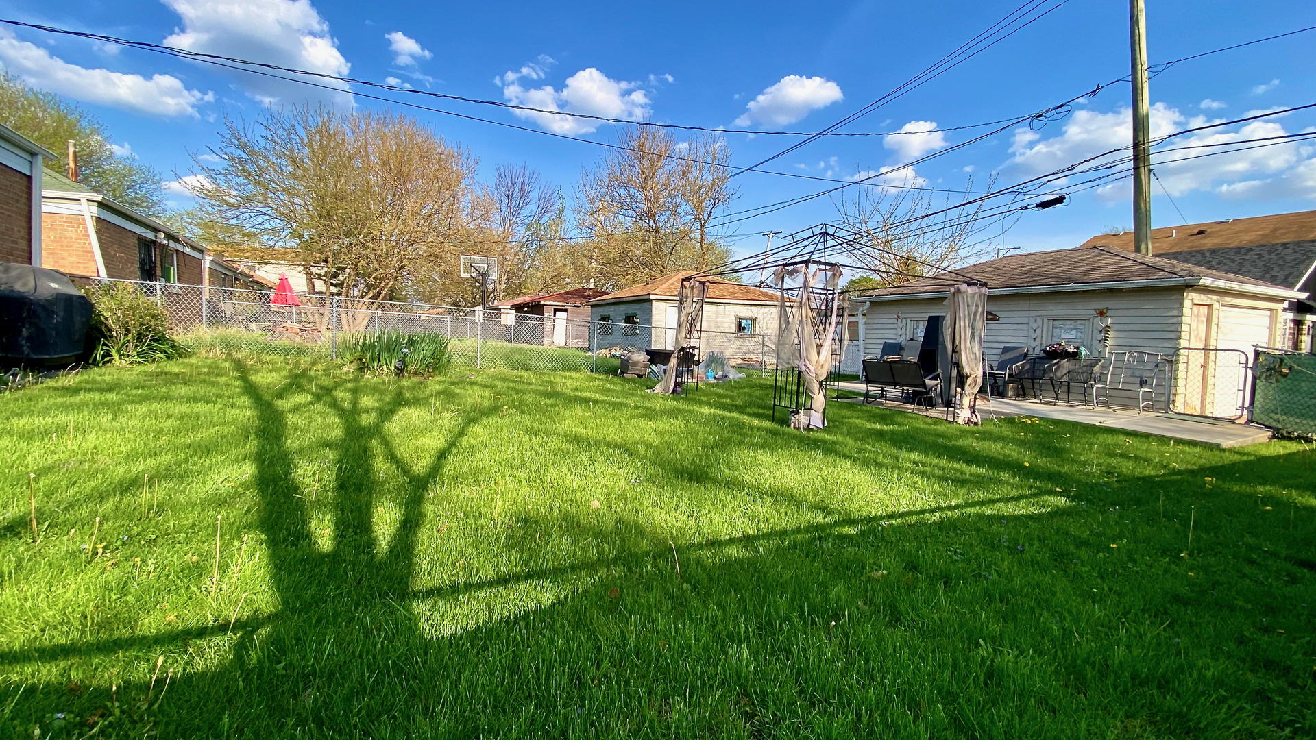 1633 E 93rd Street Property Photo 19