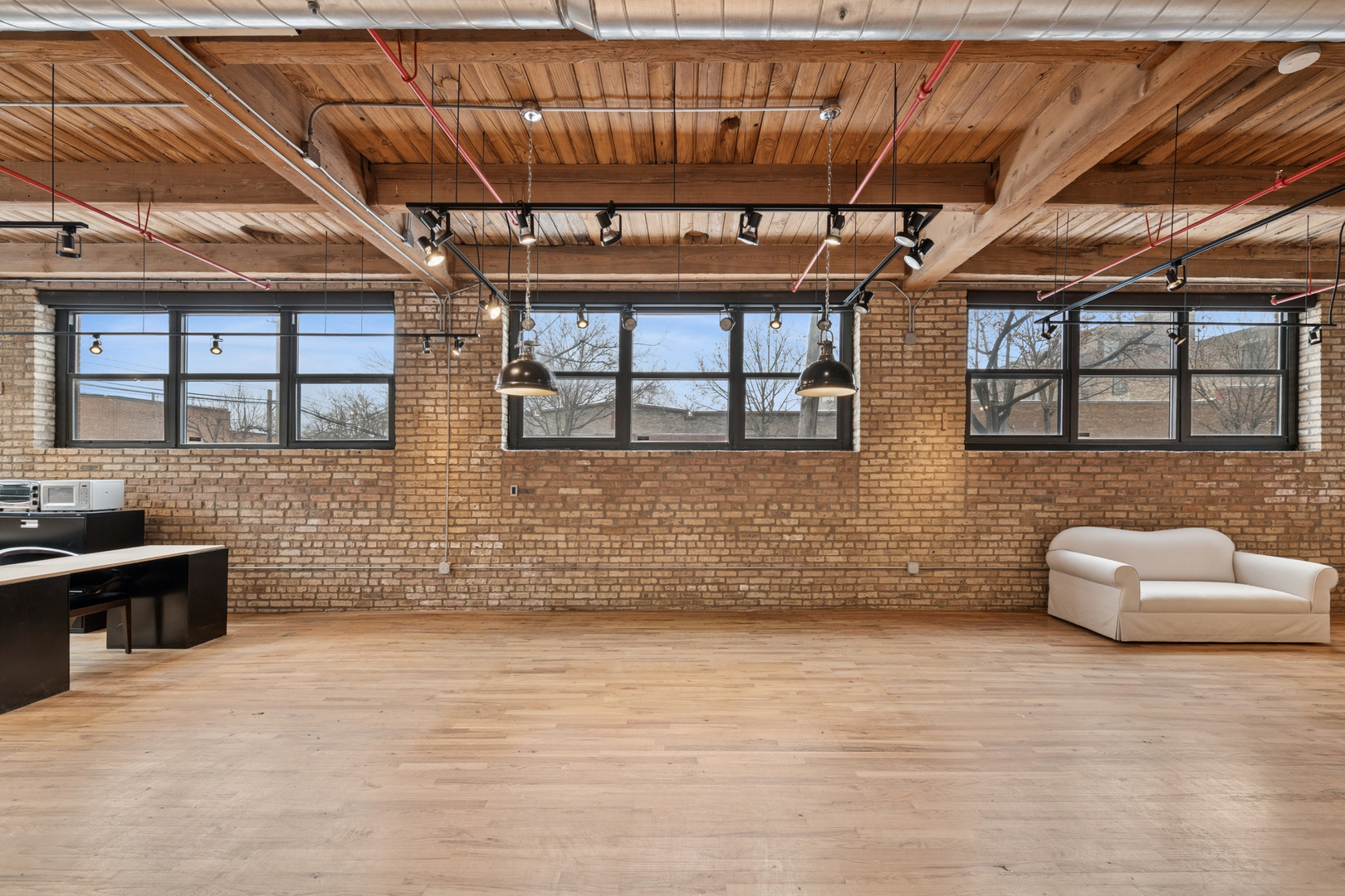 1843 W Hubbard Street 1a Property Photo 4