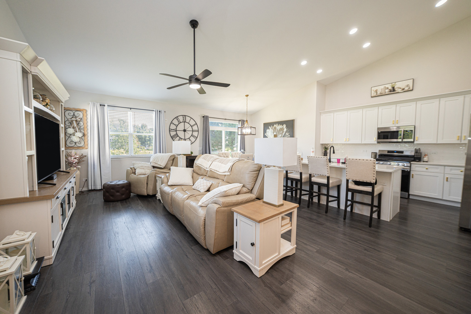 24221 Cedar Creek Lane Property Photo 6