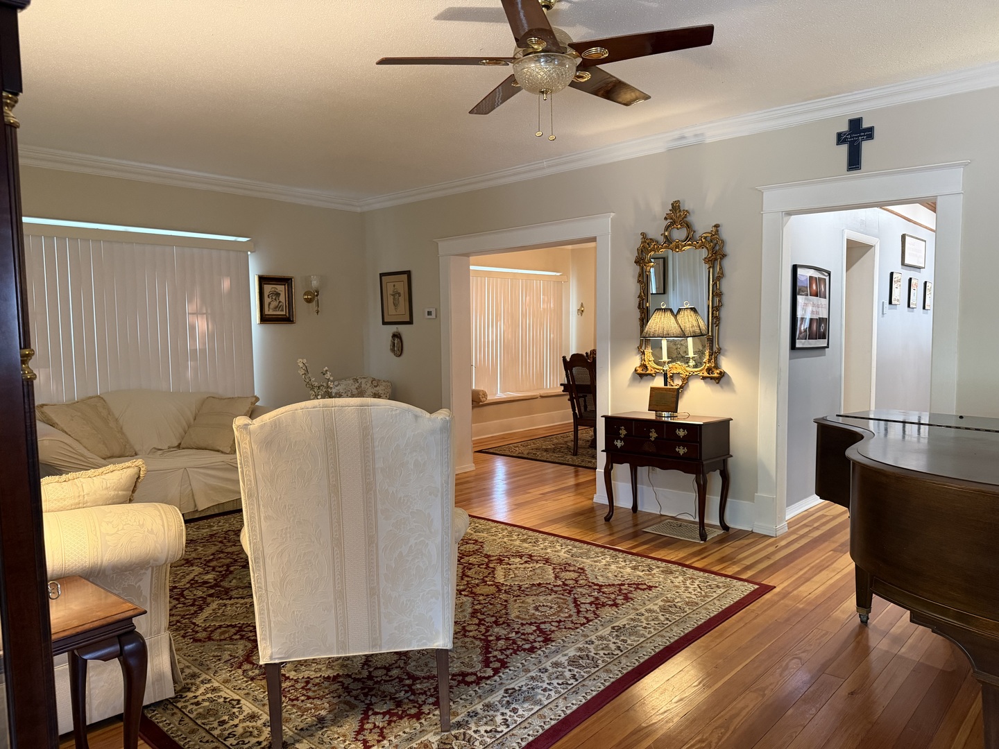 916 Illinois Avenue Property Photo 20