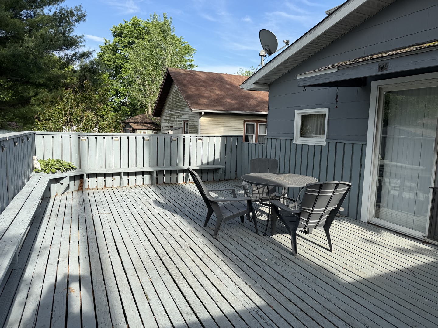 916 Illinois Avenue Property Photo 46