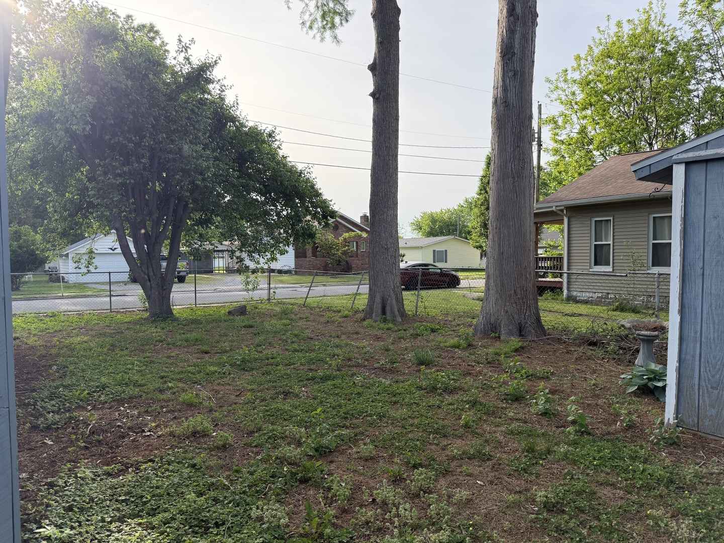 916 Illinois Avenue Property Photo 49