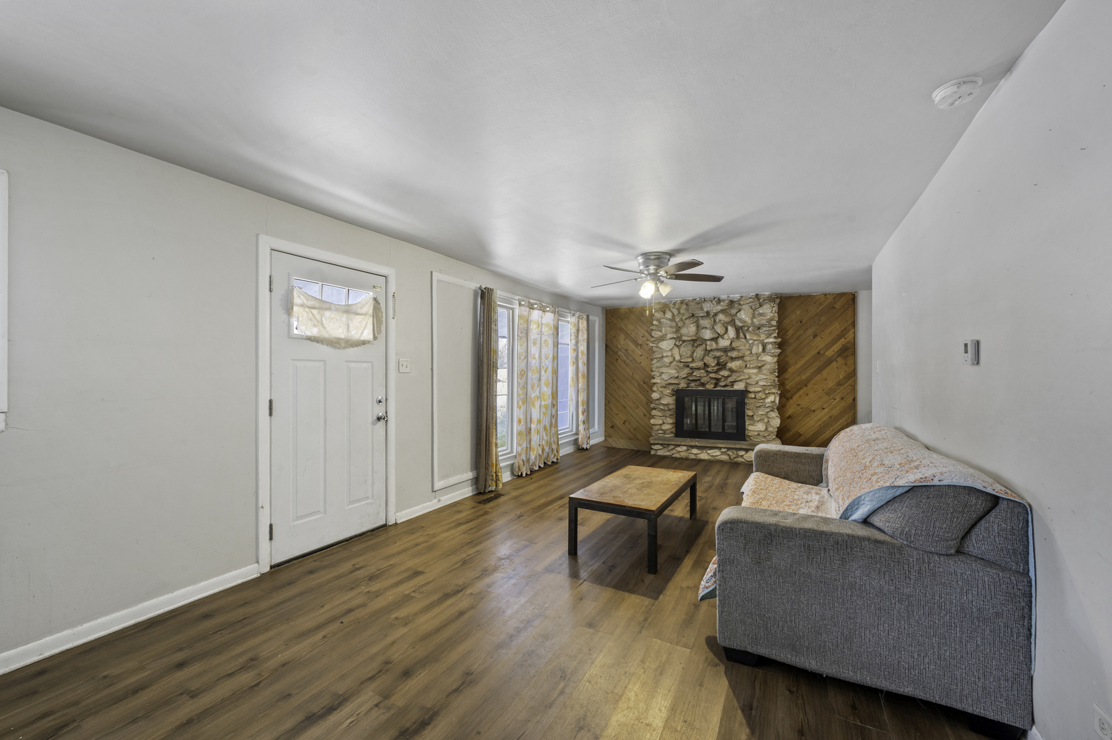 18351 Anthony Avenue Property Photo 10