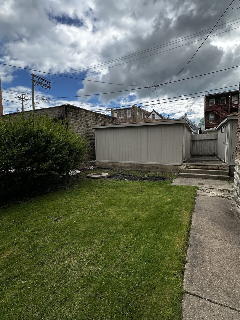 3209 S Racine Avenue Property Photo 3