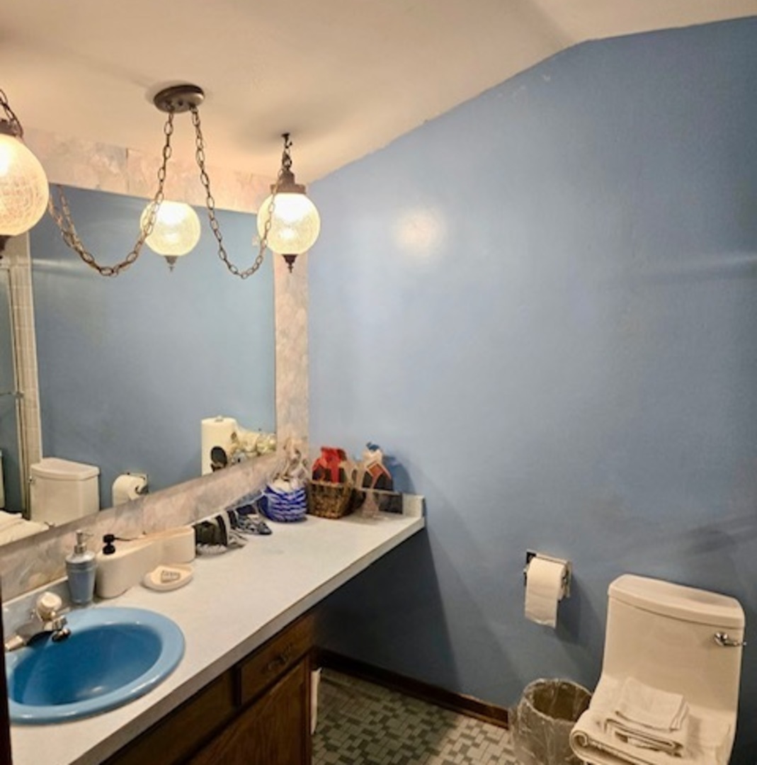 16821 S Clyde Avenue Property Photo 15