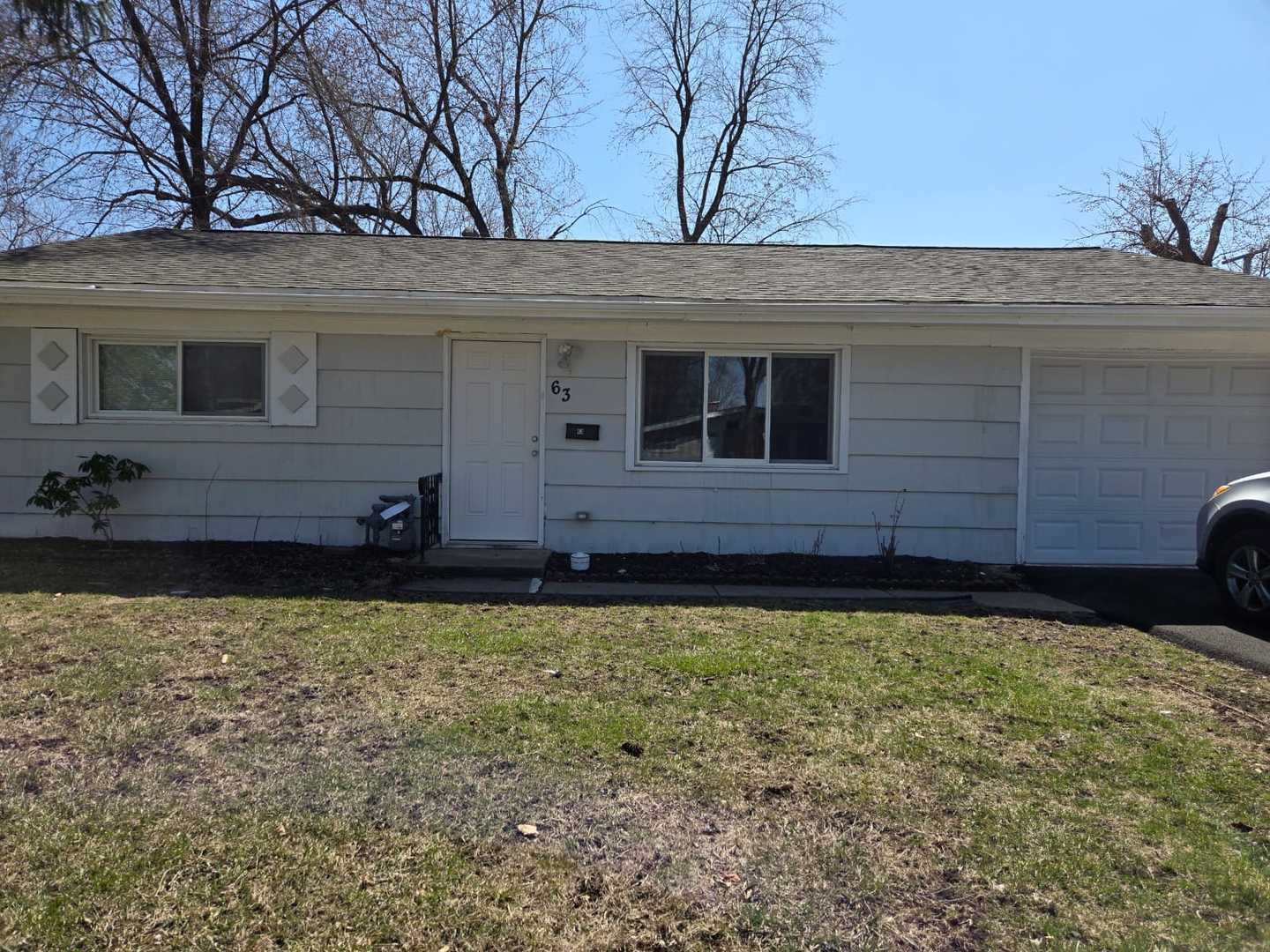63 W Manchester Drive Property Photo 1