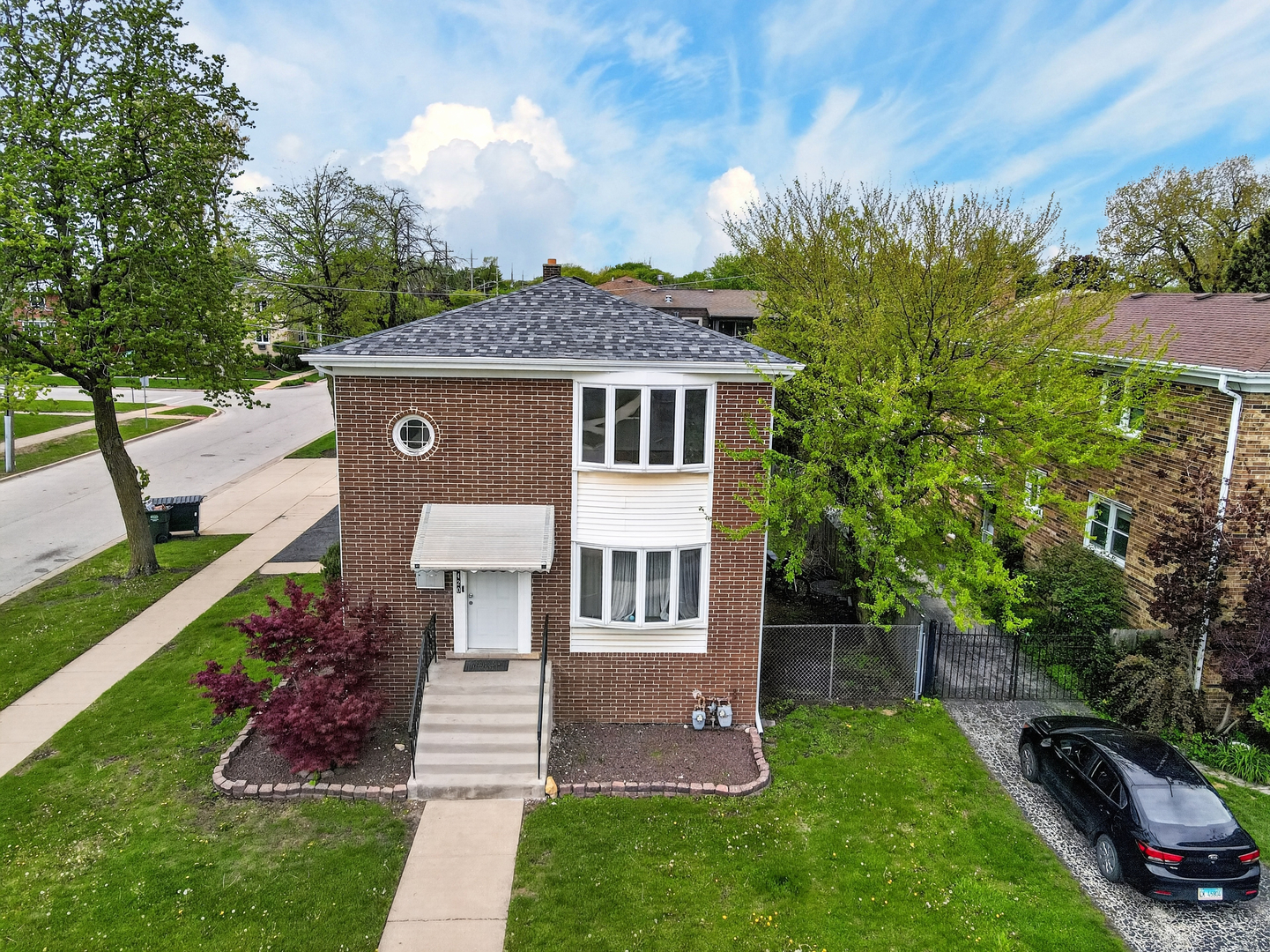 4420 Vernon Avenue Property Photo 1