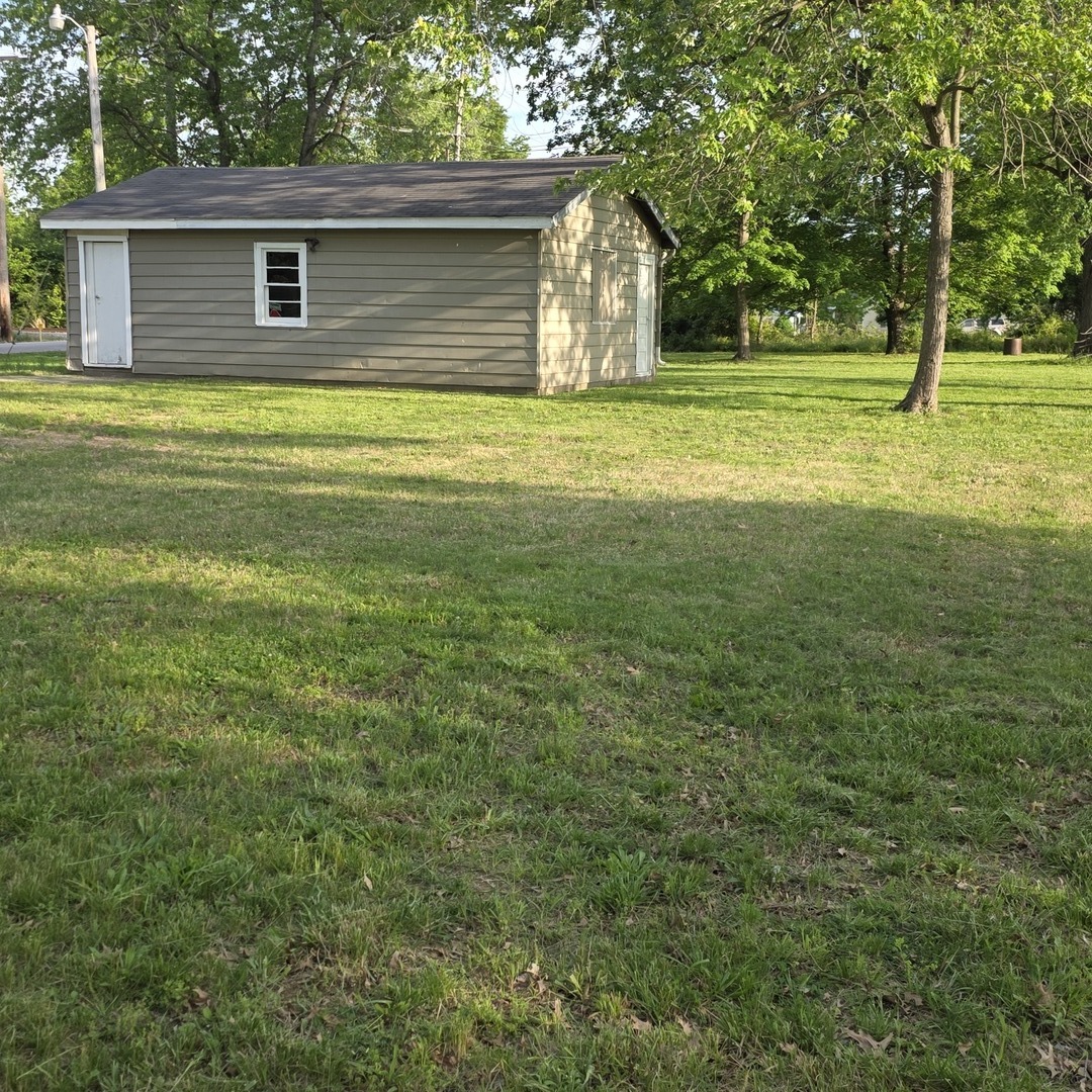 11495 N Brownsville Road Property Photo 6