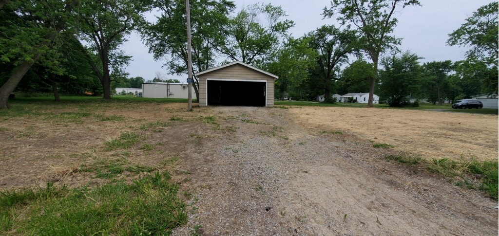 11495 N Brownsville Road Property Photo 11