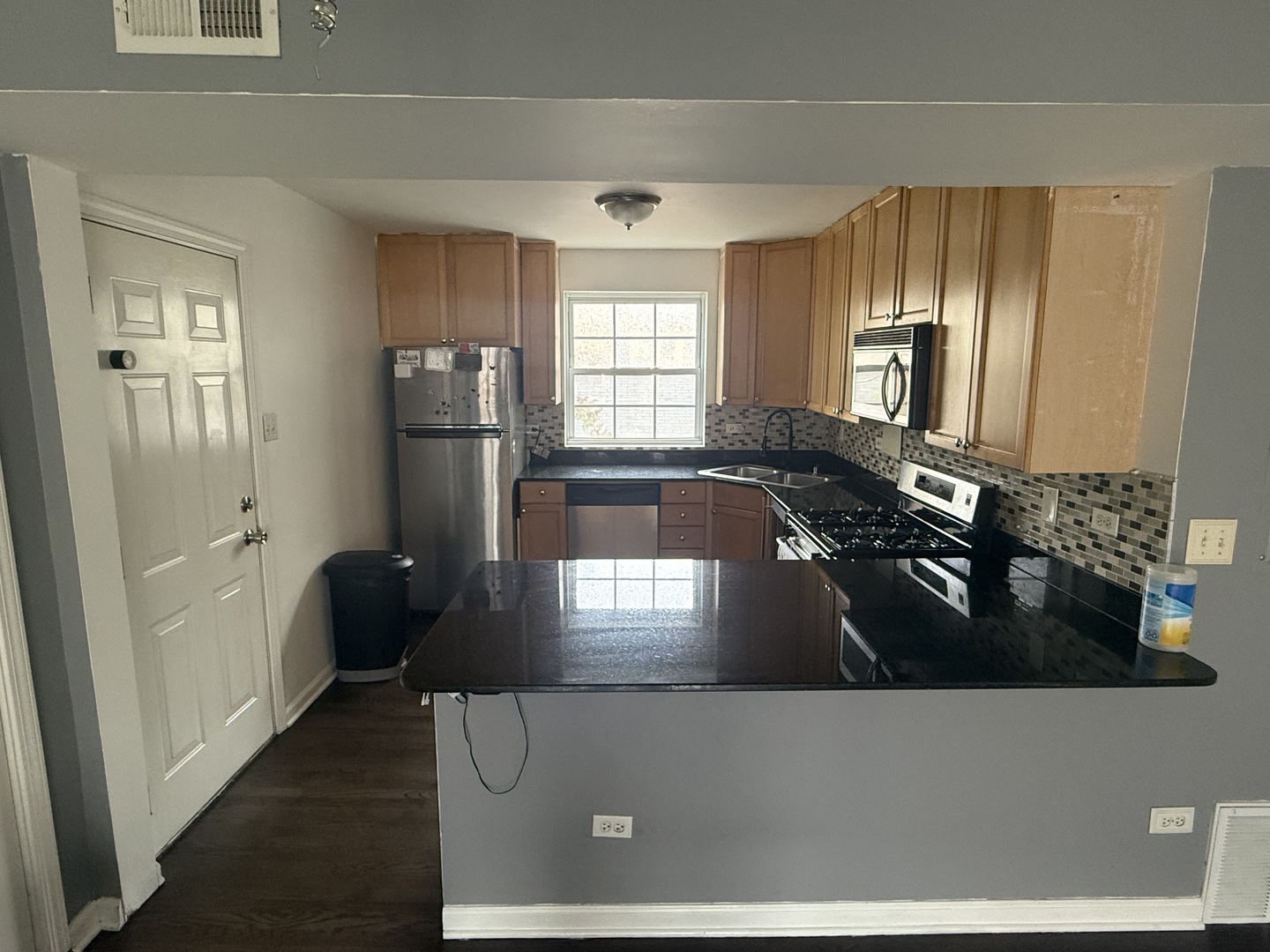 733 Dobson Street 2s Property Photo 5