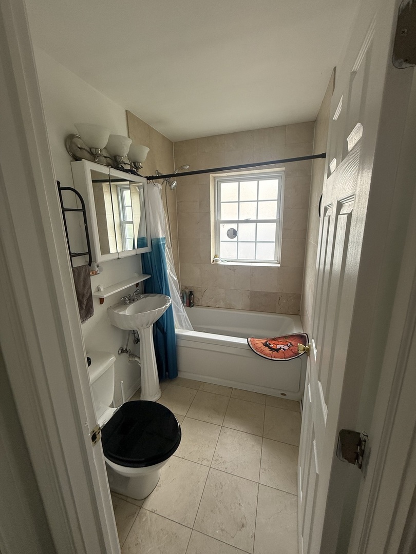 733 Dobson Street 2s Property Photo 10