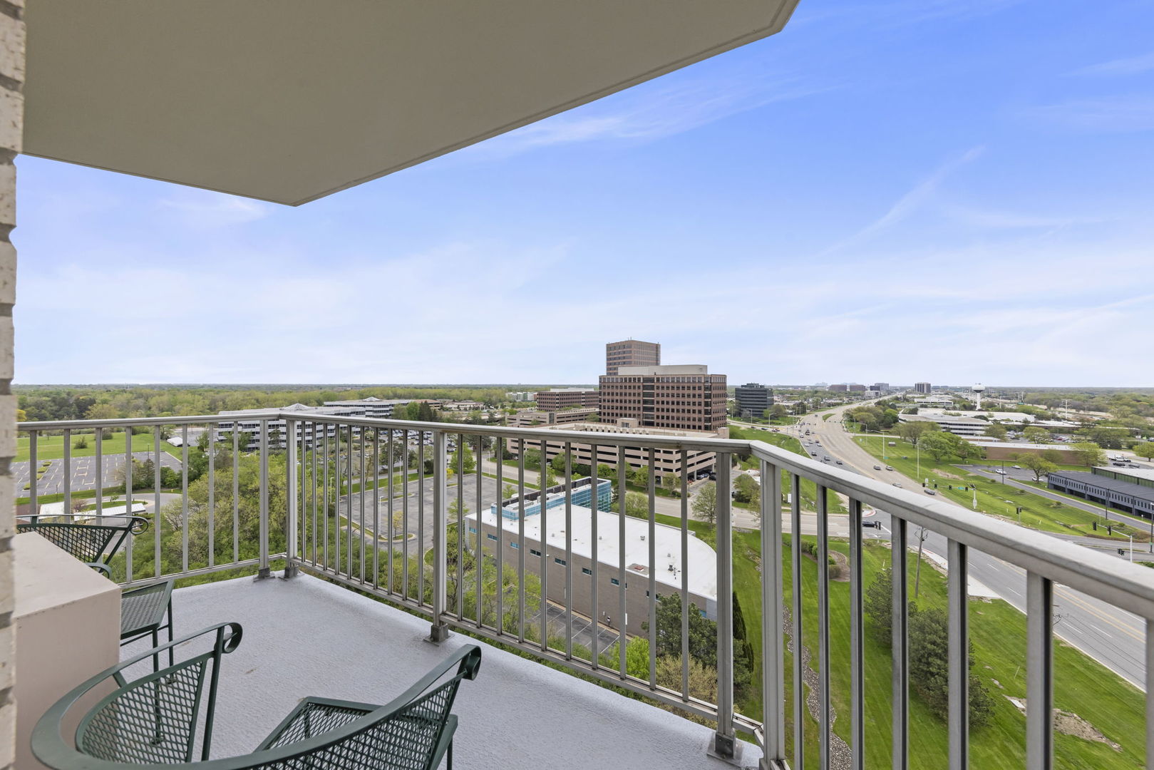 40 N Tower Road 14l Property Photo 7