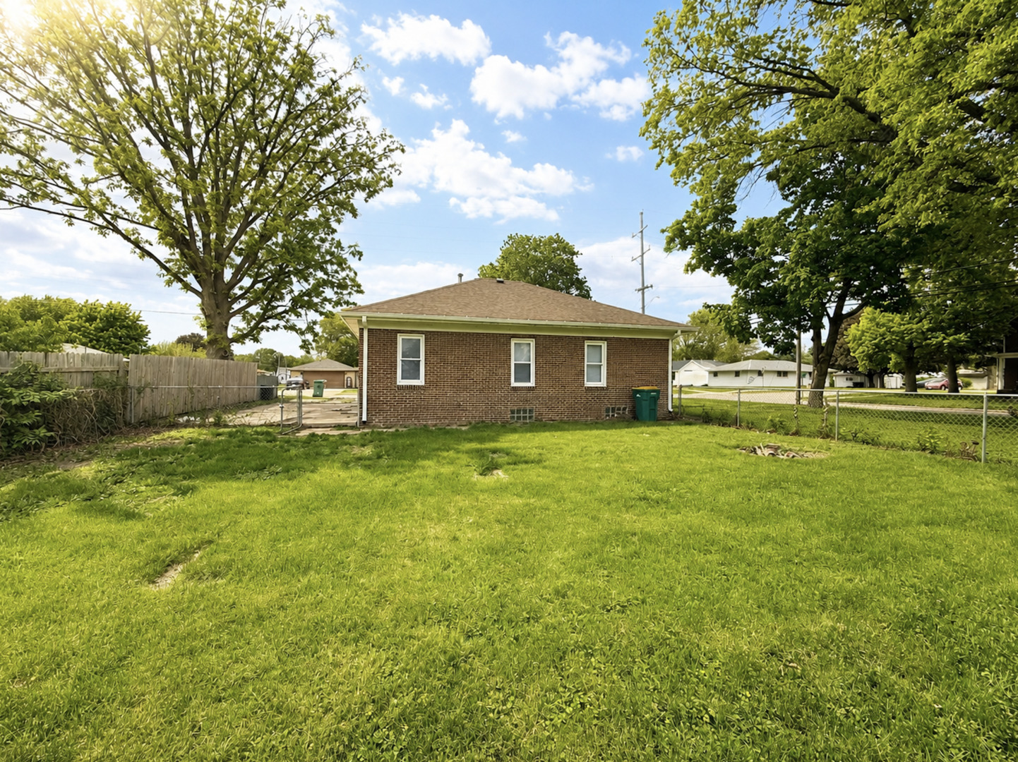 912 N Wasson Street Property Photo 3