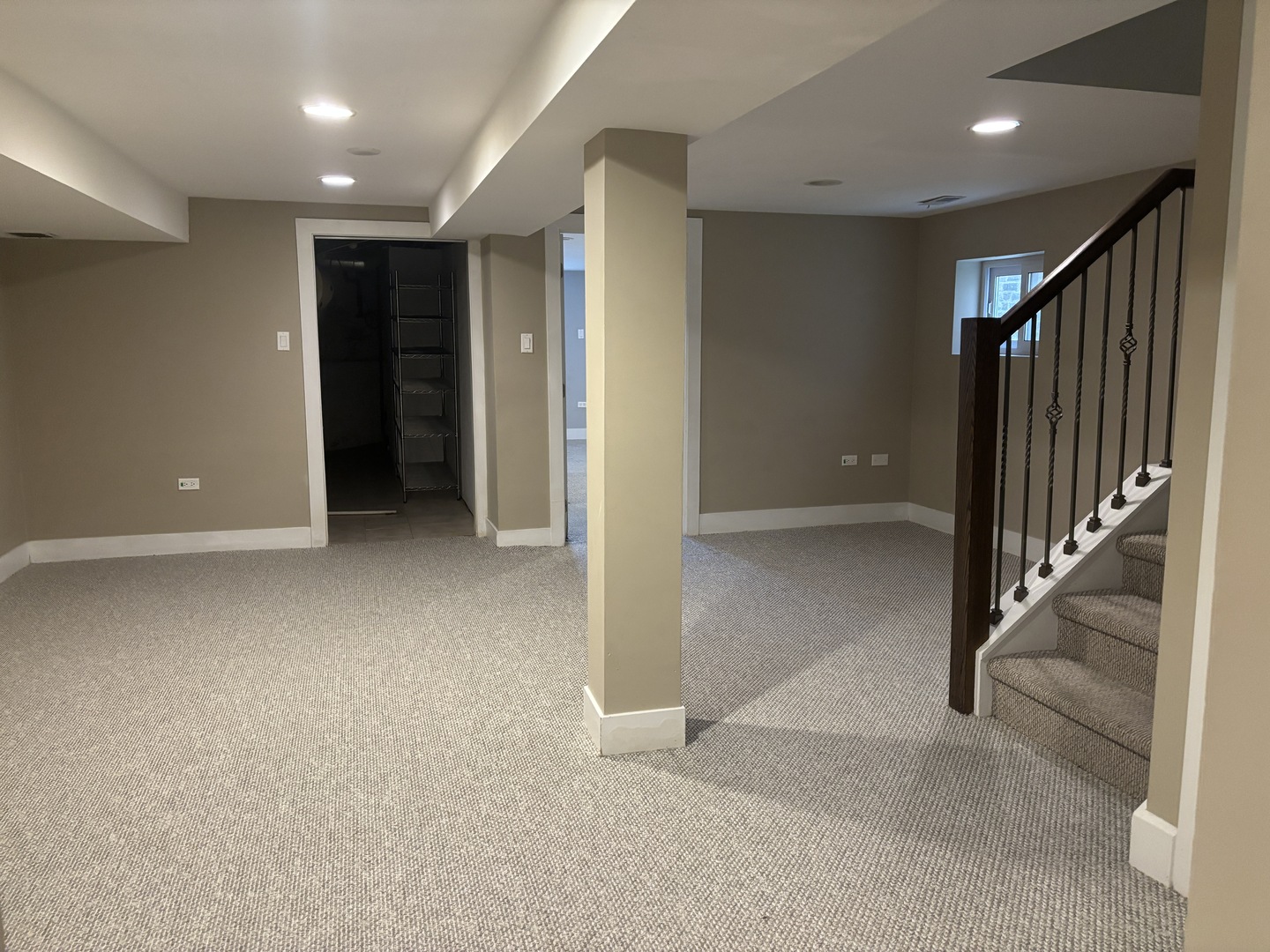 3132 N Lowell Avenue Property Photo 16