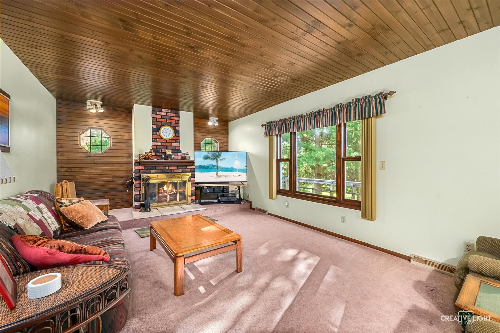 27 Clearwater Point Property Photo 4