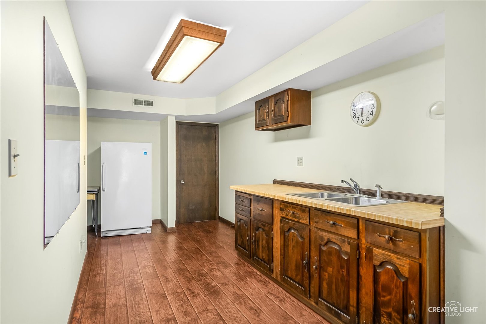 27 Clearwater Point Property Photo 16