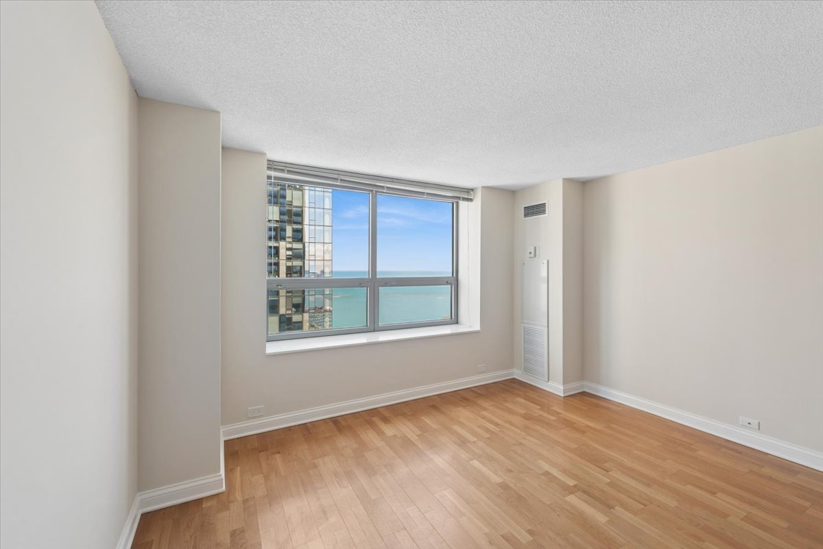 474 N Lake Shore Drive 4003 Property Photo 8