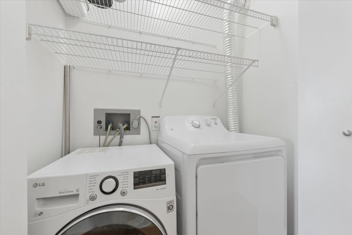 474 N Lake Shore Drive 4003 Property Photo 21