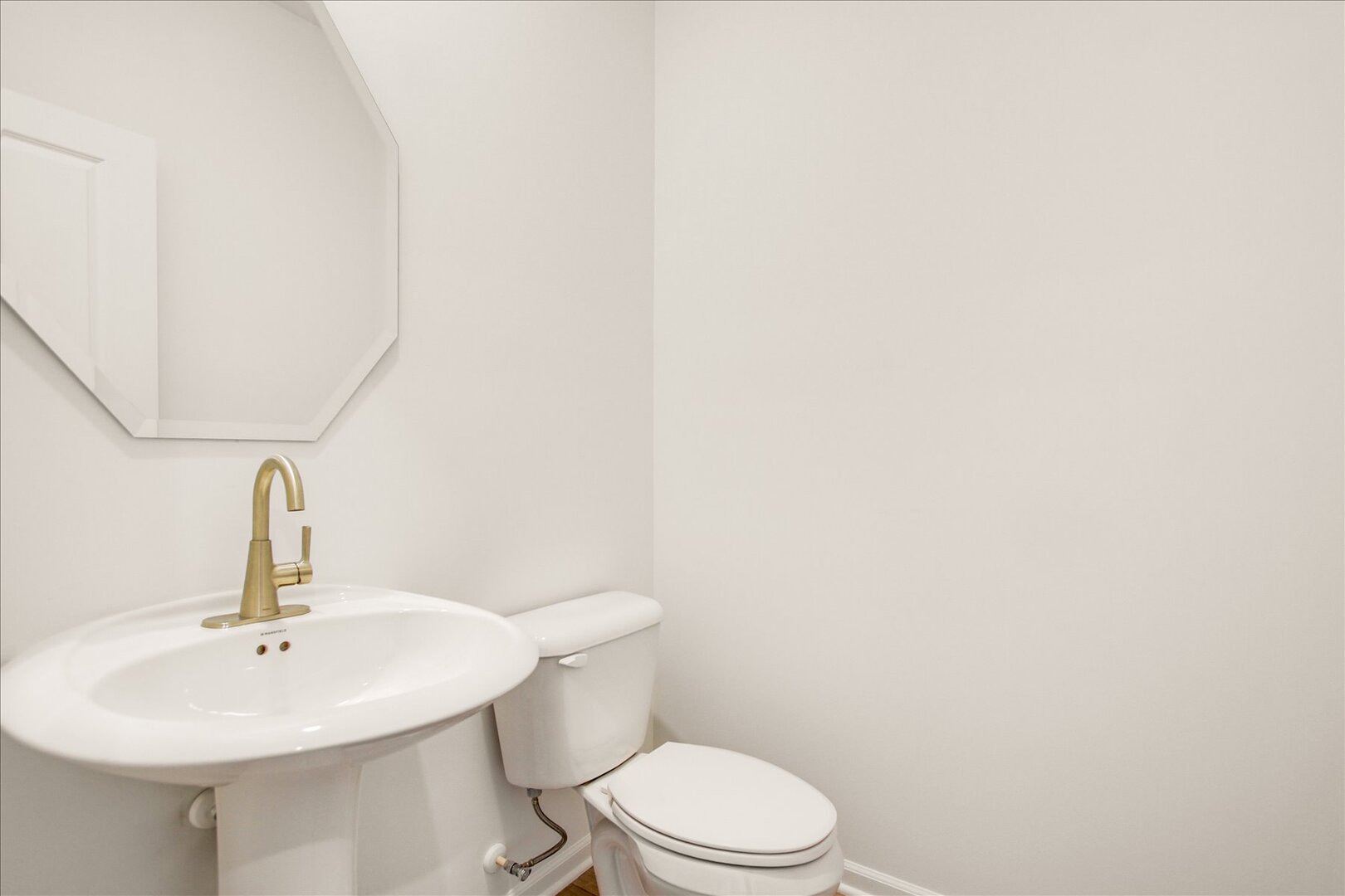 104 Sterling Drive Property Photo 13