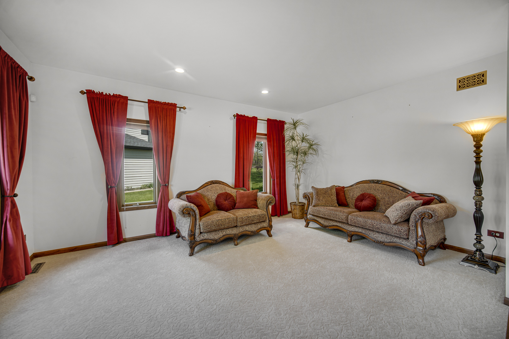 1183 Silo Hill Drive Property Photo 10