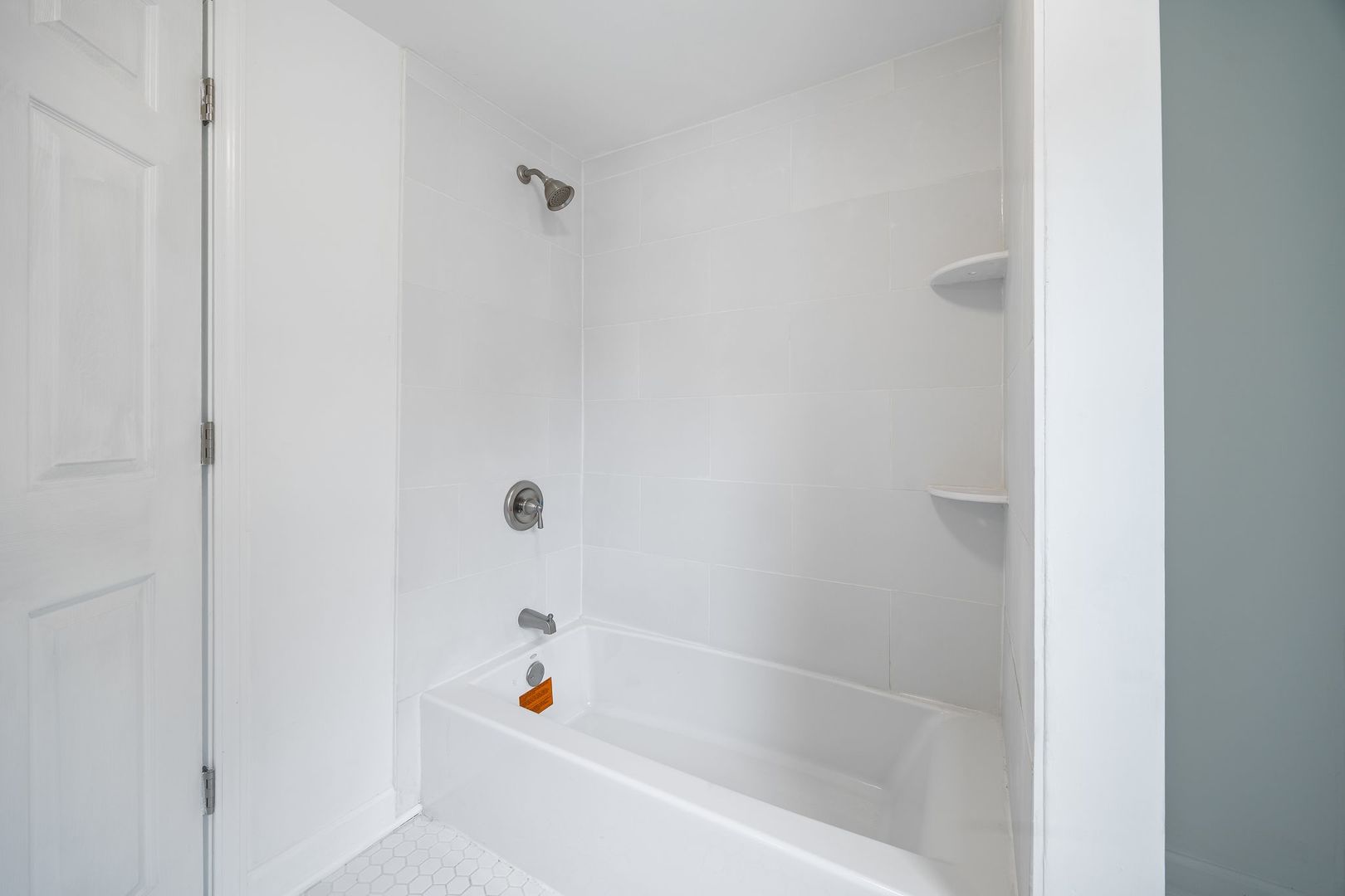 3017 E 83rd Street Property Photo 15