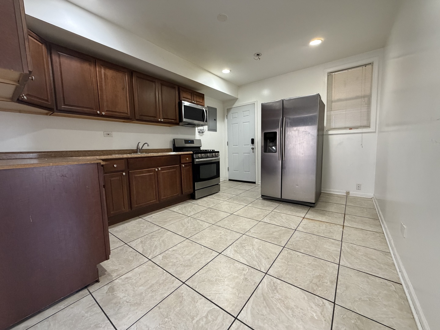 4900 W Hubbard Street Property Photo 12