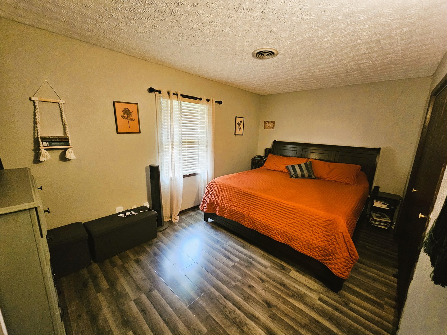 1521 Triangle Street Property Photo 16