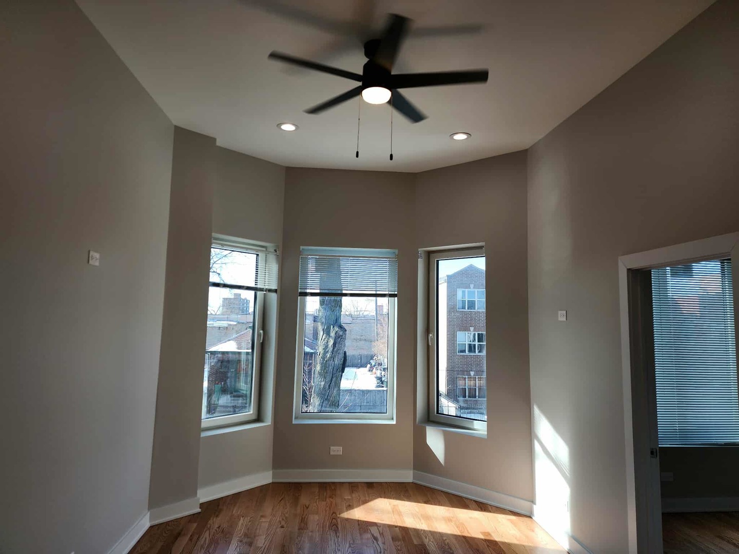 6321 S Eberhart Avenue 2 Property Photo 6