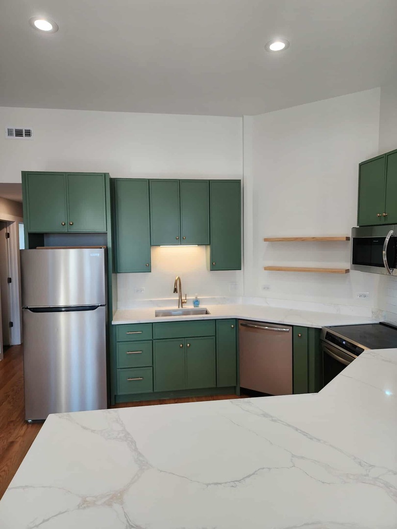 6321 S Eberhart Avenue 2 Property Photo 9