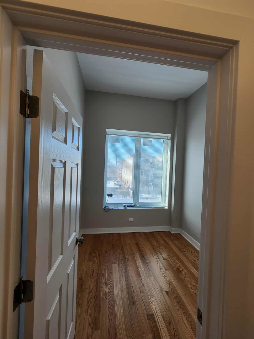 6321 S Eberhart Avenue 2 Property Photo 14