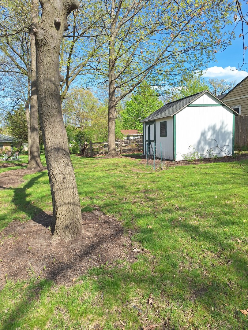 227 Juneway Terrace Property Photo 24