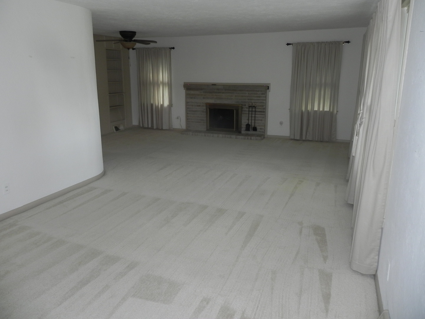 9 E North Court Property Photo 4