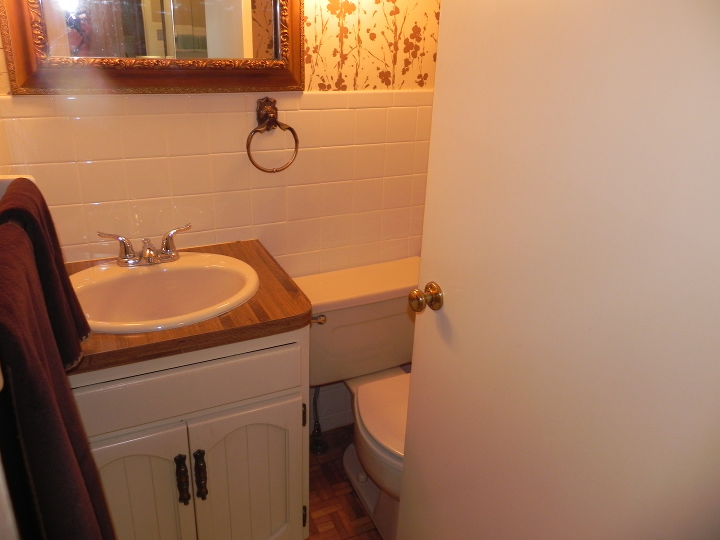 9 E North Court Property Photo 11