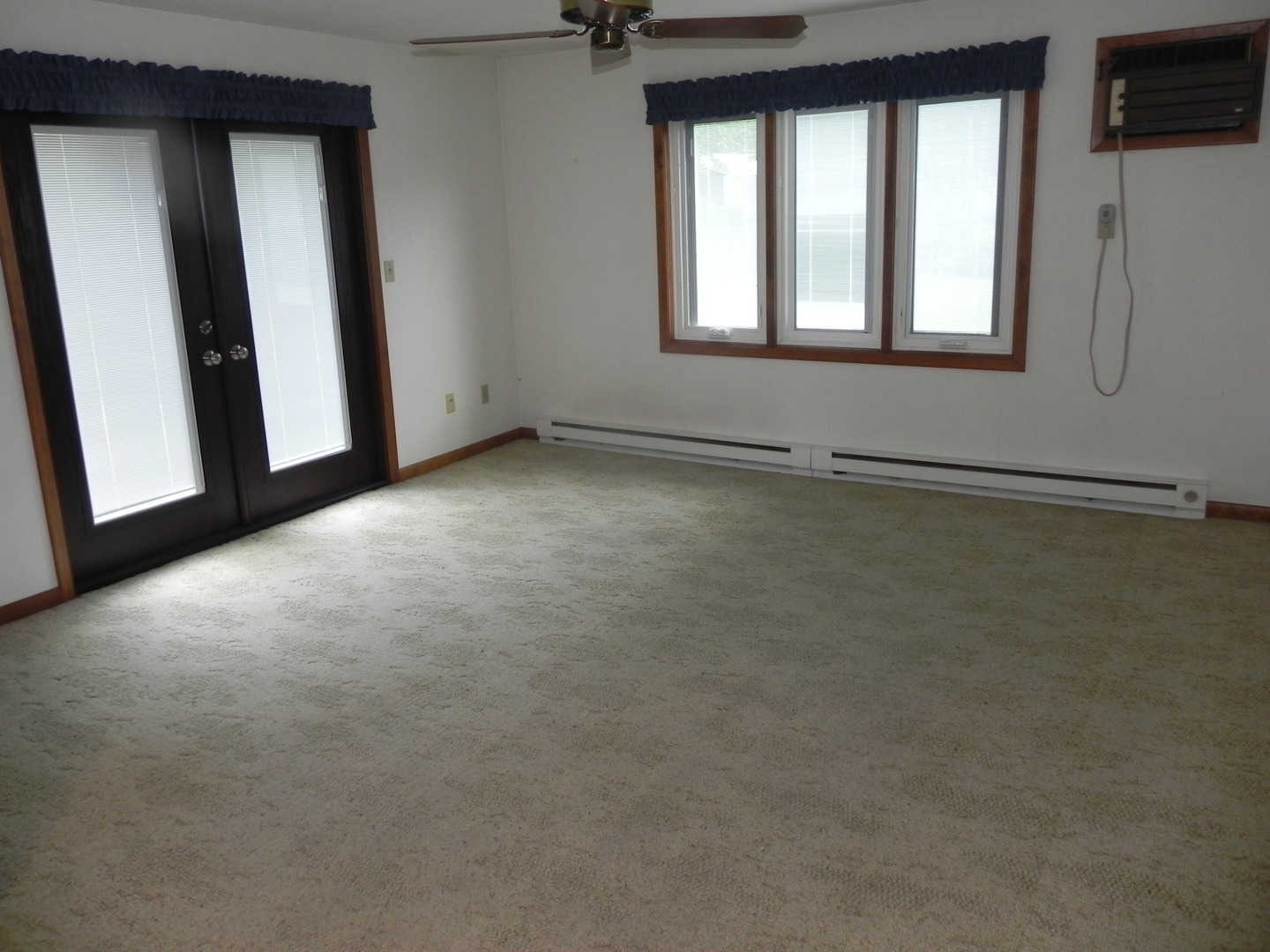 9 E North Court Property Photo 17