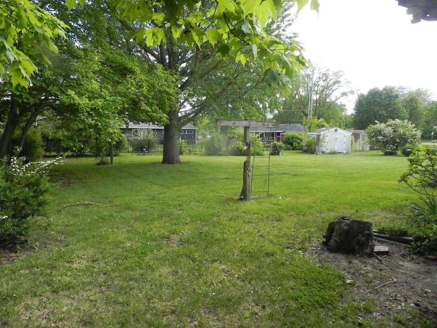 9 E North Court Property Photo 27