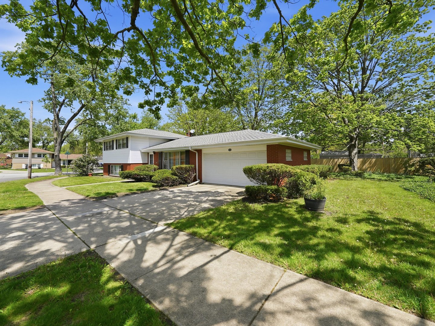 18345 Pierce Avenue Property Photo 3