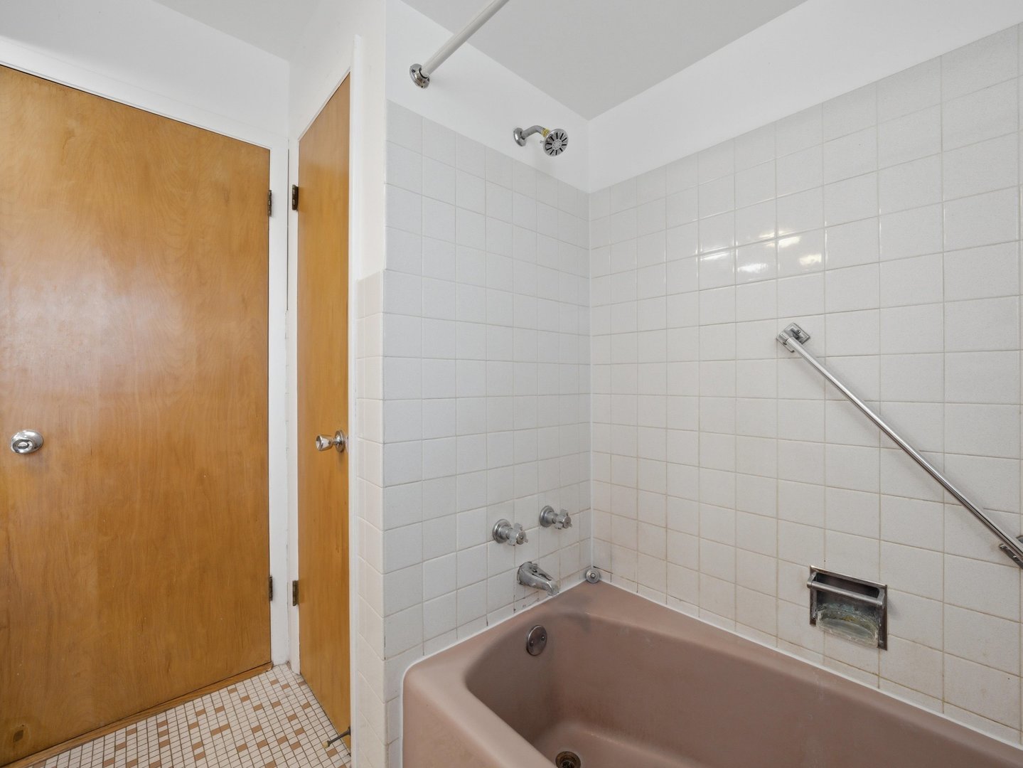 18345 Pierce Avenue Property Photo 10