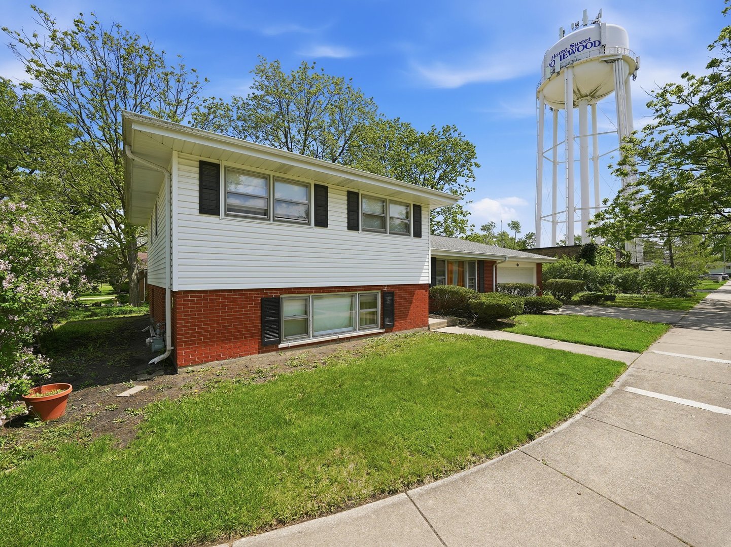 18345 Pierce Avenue Property Photo 17
