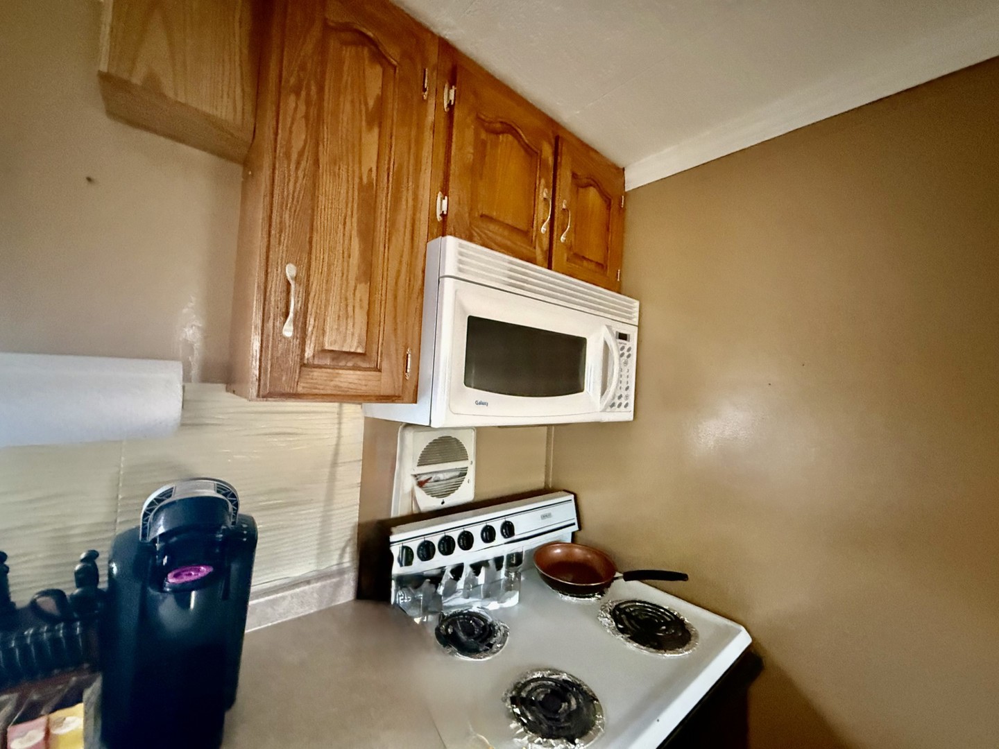 2705 St Vincents Avenue 44 Property Photo 5