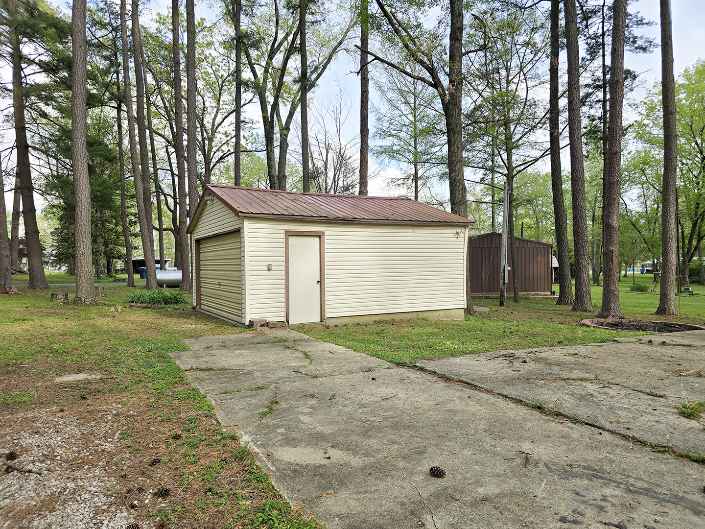 1831 Duck Lane Property Photo 8