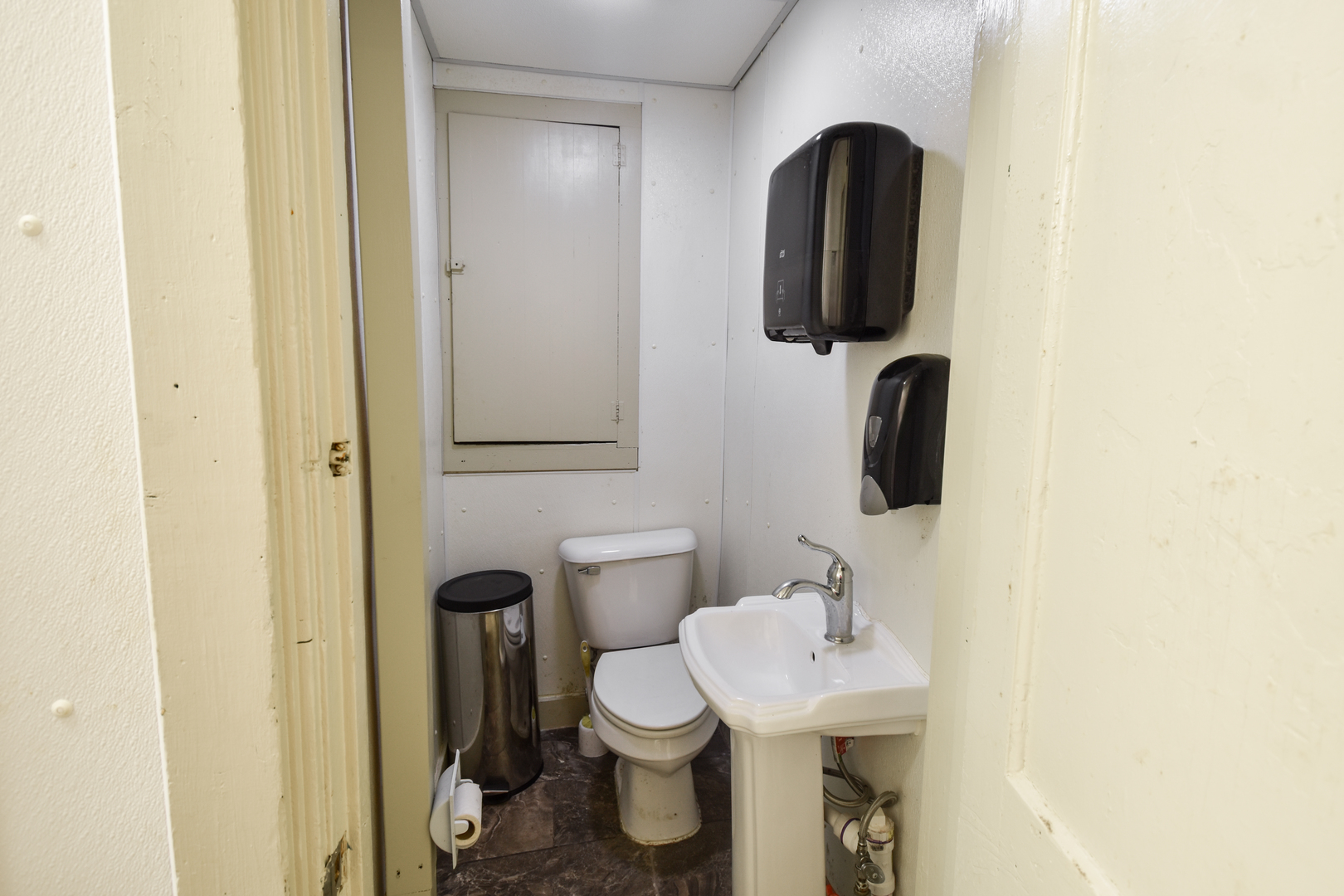 152 E Main Street Property Photo 51