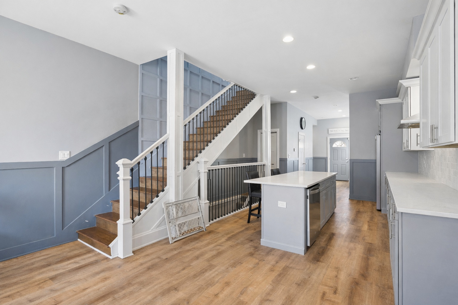 4411 S Calumet Avenue Property Photo 4