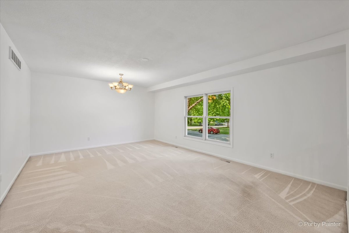 960 Independence Avenue Property Photo 4