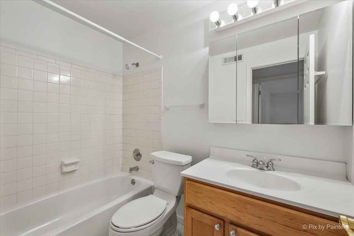 960 Independence Avenue Property Photo 17