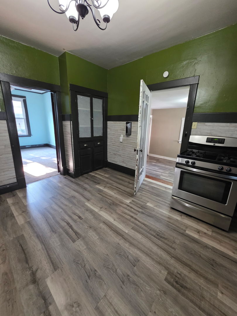 300 W Allmon Street Property Photo 13