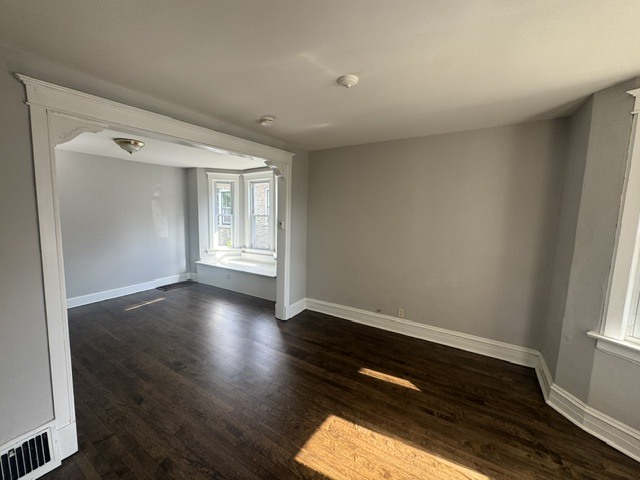 2316 S 59th Court Property Photo 3