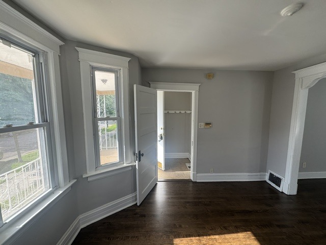 2316 S 59th Court Property Photo 5