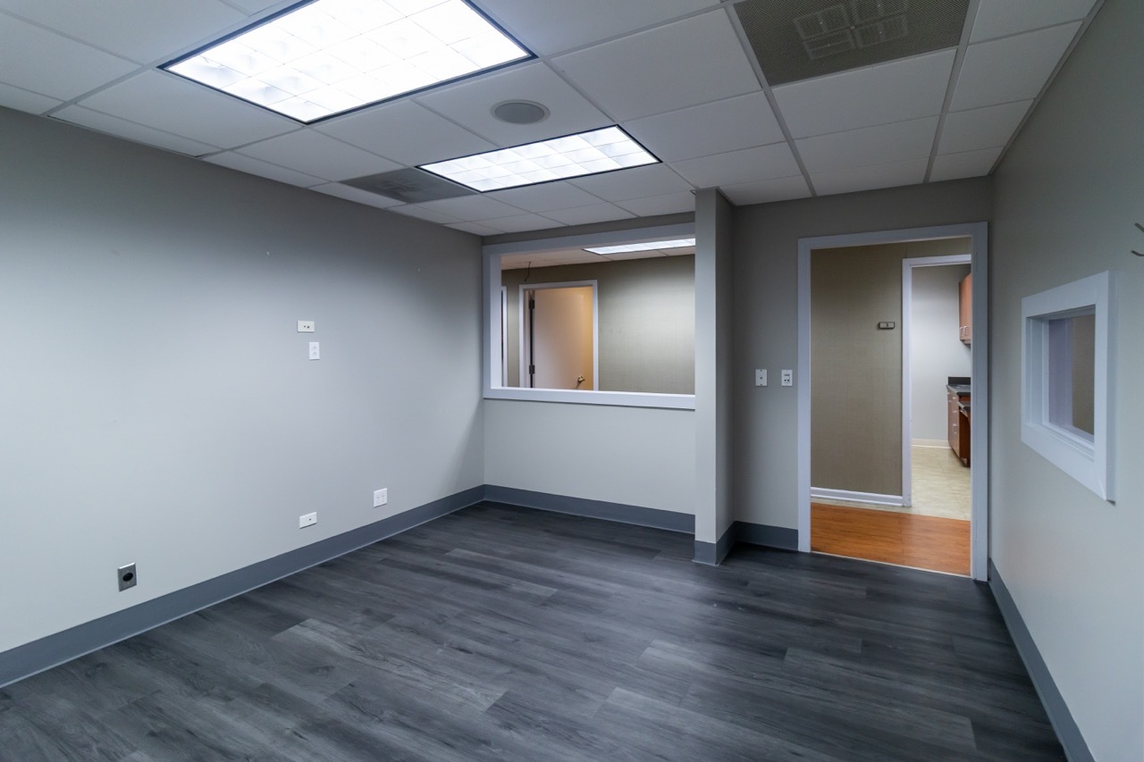 2400 N Ashland Avenue Property Photo 31