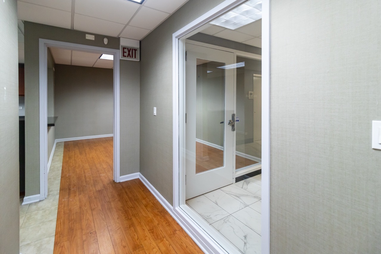 2400 N Ashland Avenue Property Photo 43